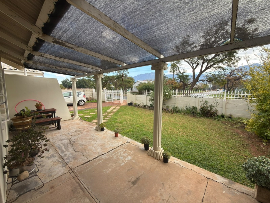 4 Bedroom Property for Sale in Rouxpark Western Cape
